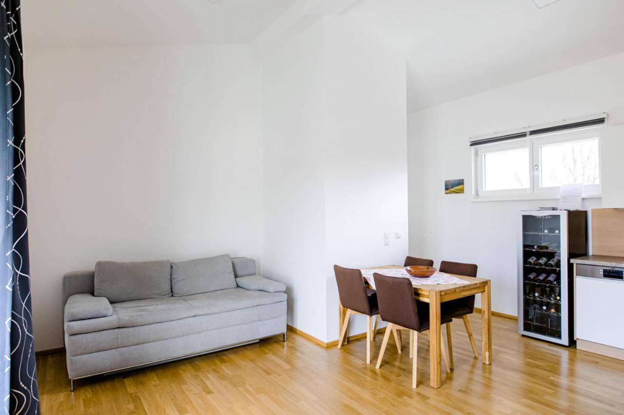 Ferienwohnung Modi 게믈리츠 외부 사진