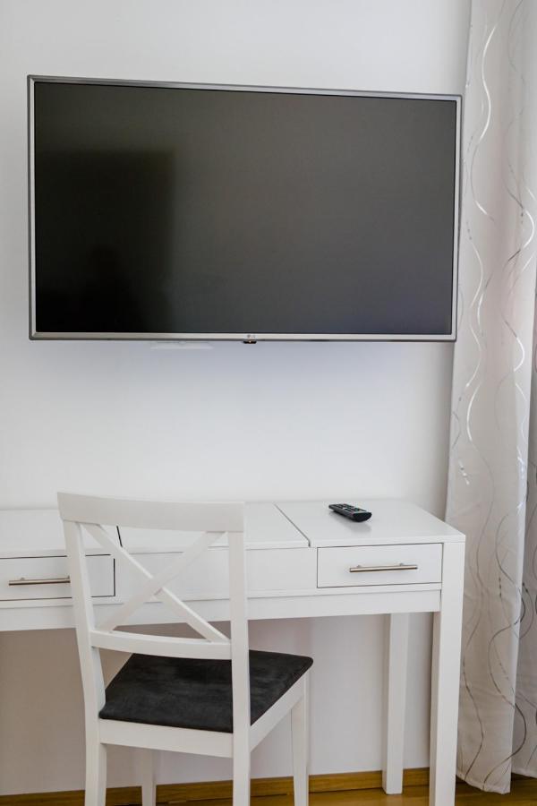Ferienwohnung Modi 게믈리츠 외부 사진